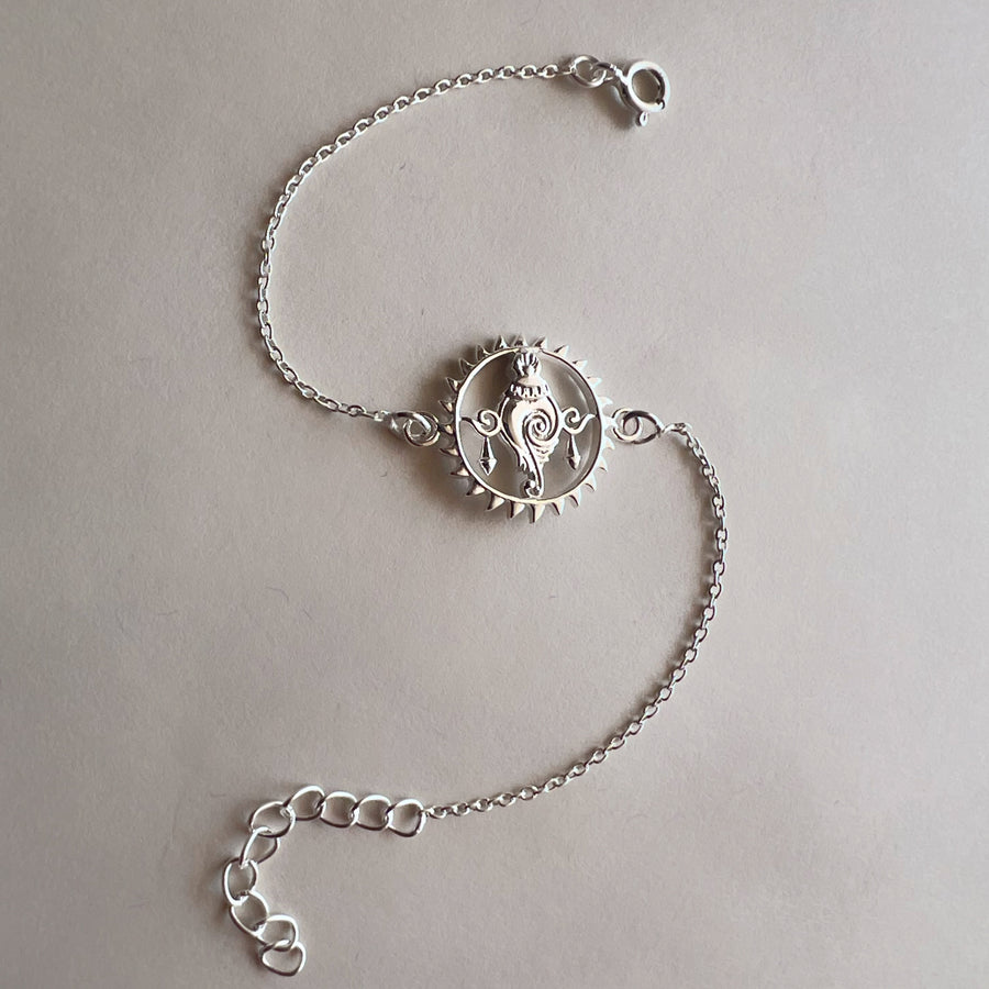 WOMEN - Shankh Blessings – 92.5 Silver Bracelet