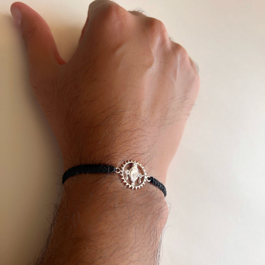 MEN - Shankh Blessings – 92.5 Silver Bracelet