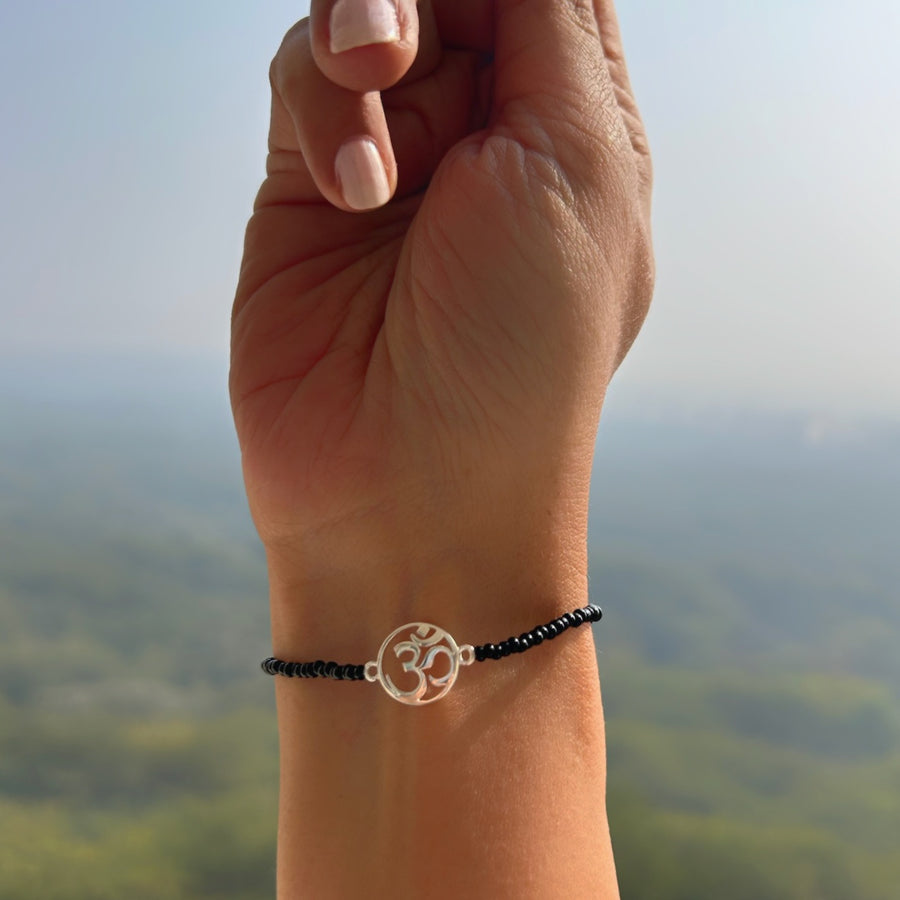 WOMEN- OM 92.5 Silver with Black Onyx beads Bracelet