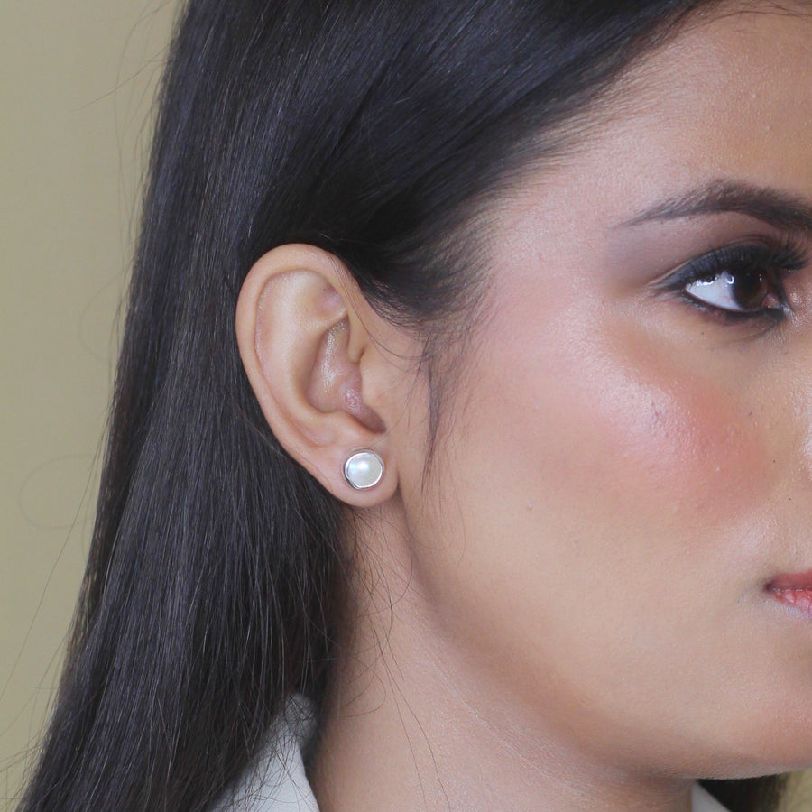 Freshwater Pearl Bare Glow Studs