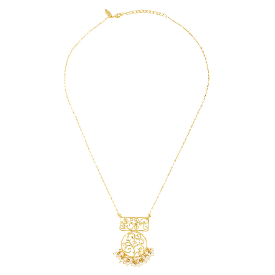 Lotus Round Pendant Pearl Necklace