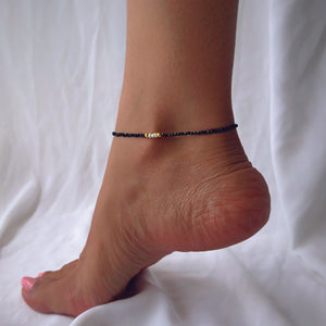 
            
                Load image into Gallery viewer, Freshwater Pearl &amp;amp; Black Onyx Anklet
            
        