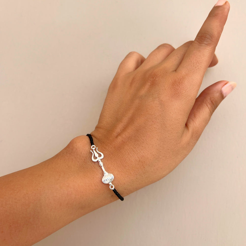 WOMAN - Shivastra 92.5 Silver Bracelet with Black Onyx Beads