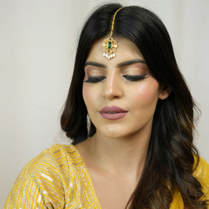 
            
                Load image into Gallery viewer, Shagun Green Maangtika with Freshwater Pearls Drop
            
        