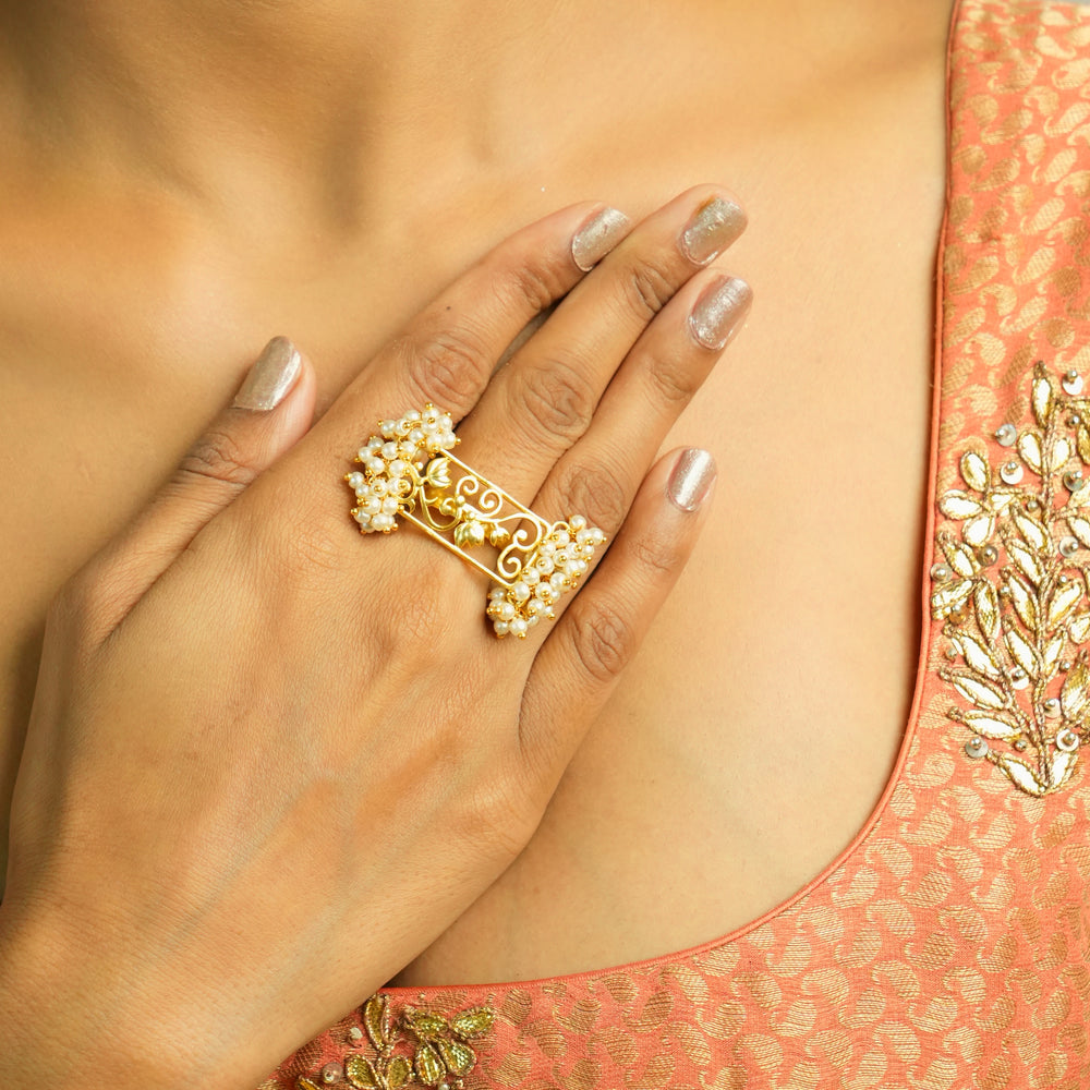 Lotus Rectangular Pearl Ring