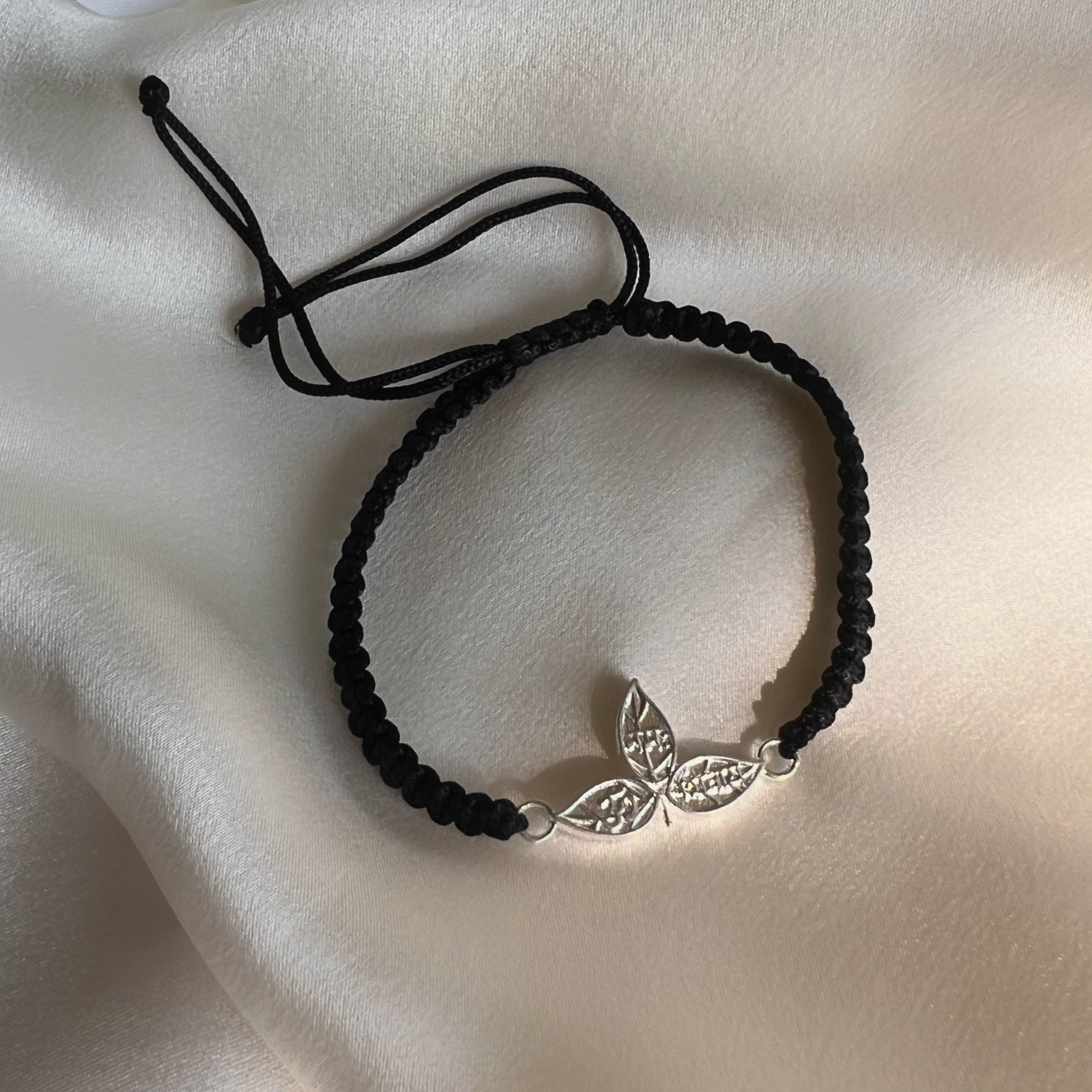 Men -  Om Namah Shivaya Bel Patra (Sacred Leaf) 92.5 Silver Bracelet