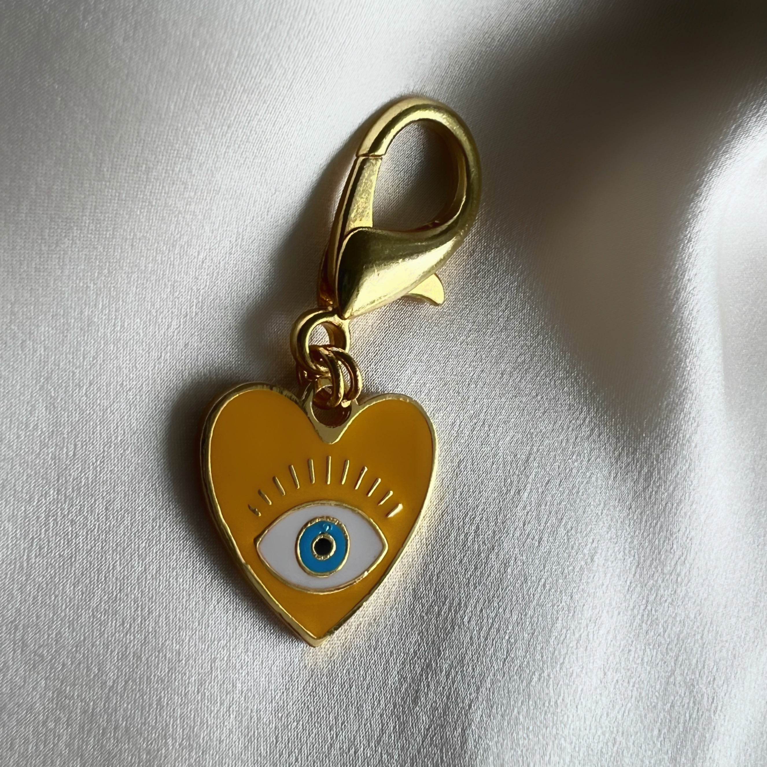 PREORDER - Pet Protection EvilEye - Heart Charm