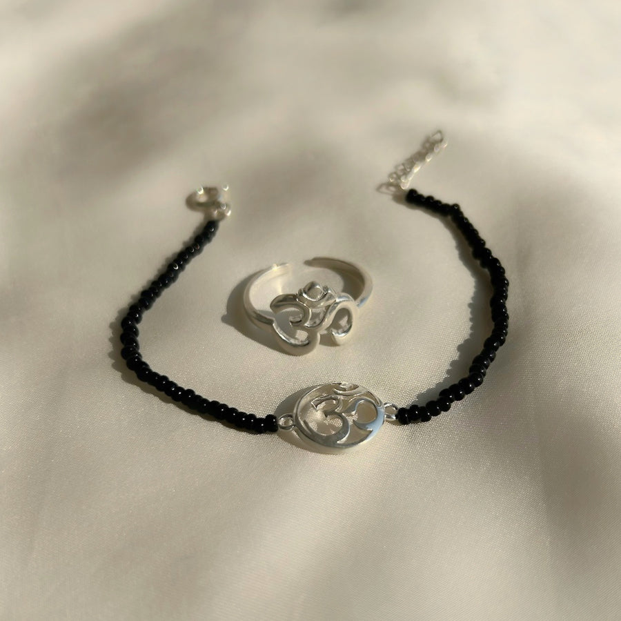 Women Combo- OM 92.5 Silver Bracelet & Ring