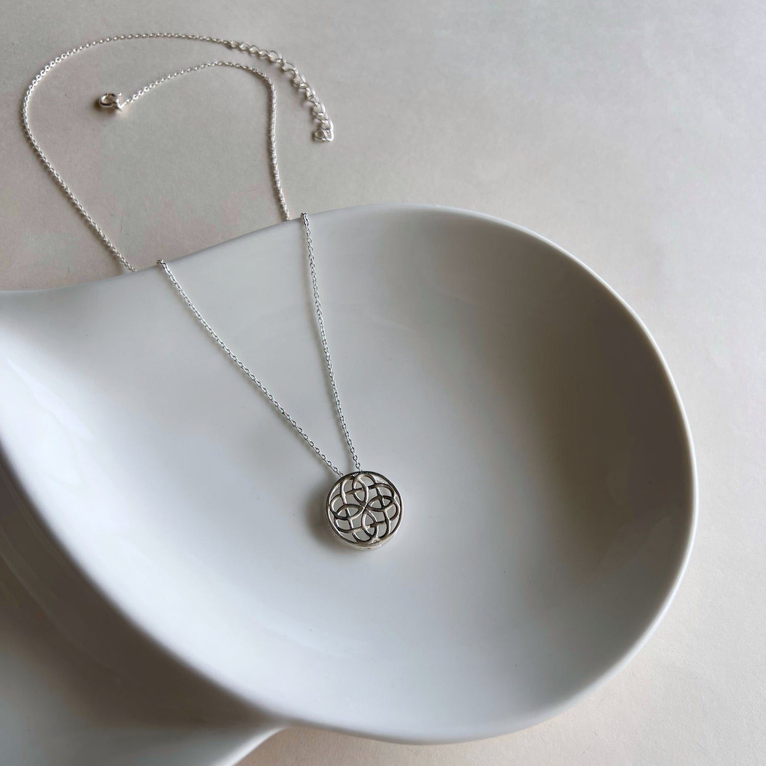 PREORDER - NECKLACE - Celtic Knot in 92.5 Silver (With Silver Chain)