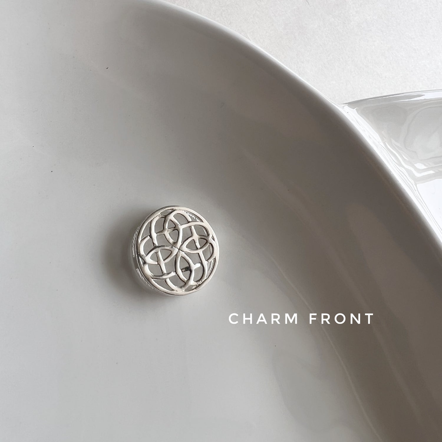 PENDANT - Celtic Knot in 92.5 Silver