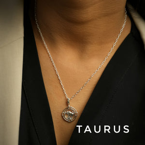 
            
                Load image into Gallery viewer, Taurus Chain 92.5 Silver Necklace PLUS Free Thread Bracelet
            
        