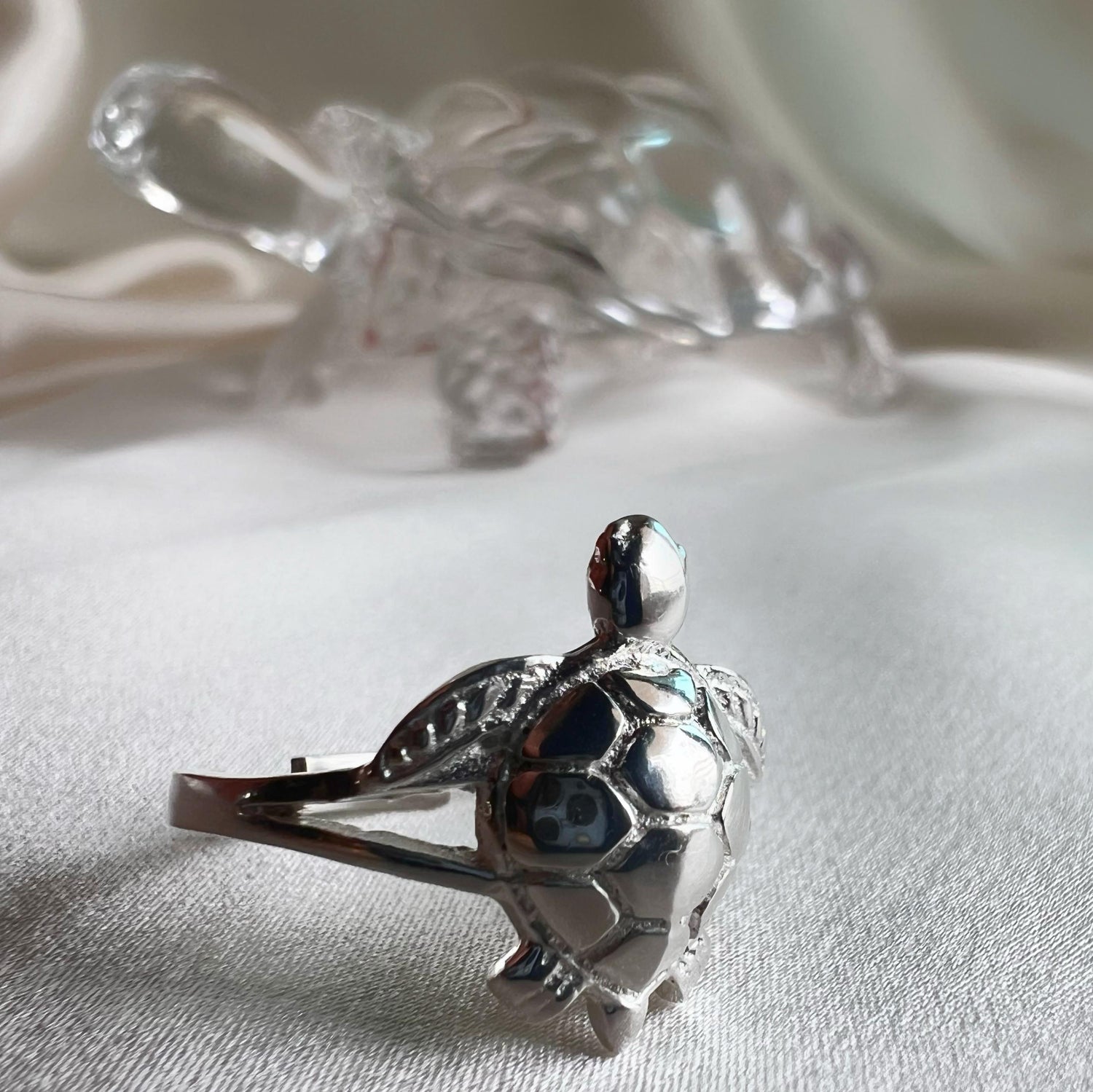 WOMEN RING - Tortoise Ring 92.5 Silver