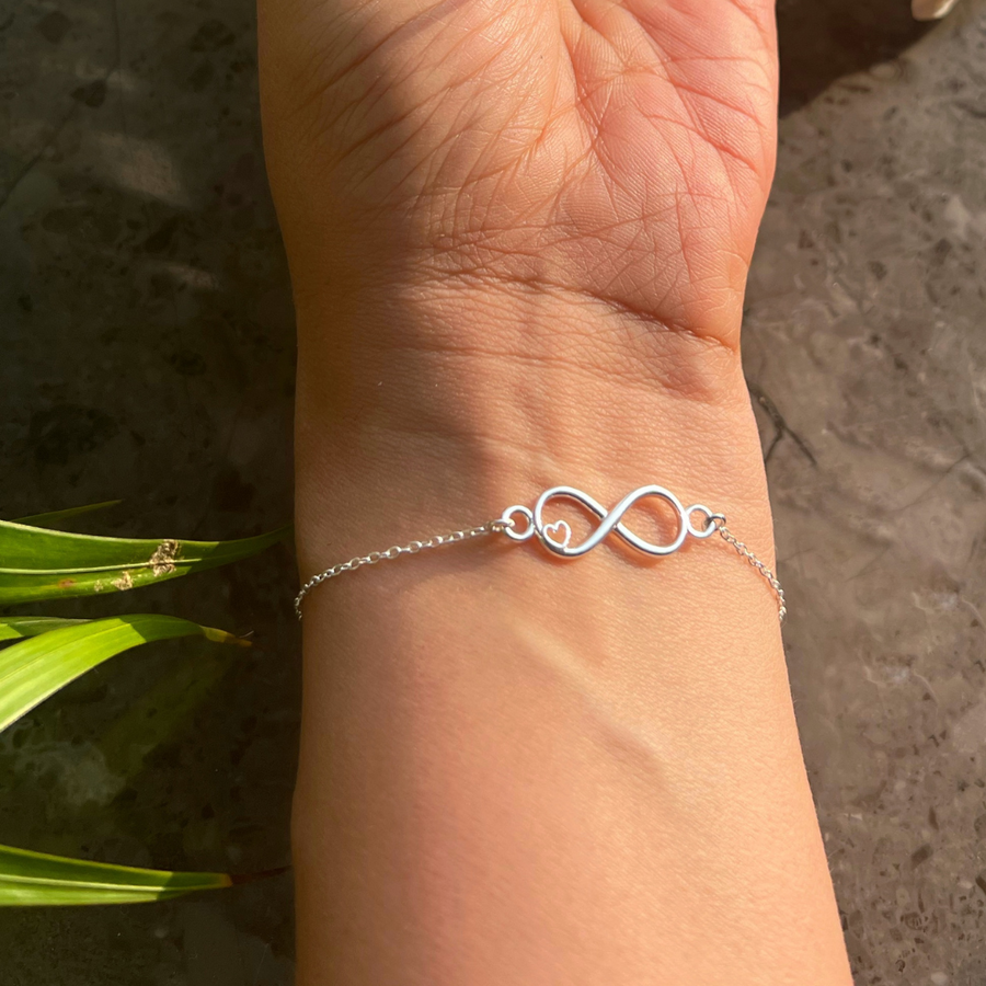 WOMEN - Infinity 92.5 Silver Bracelet