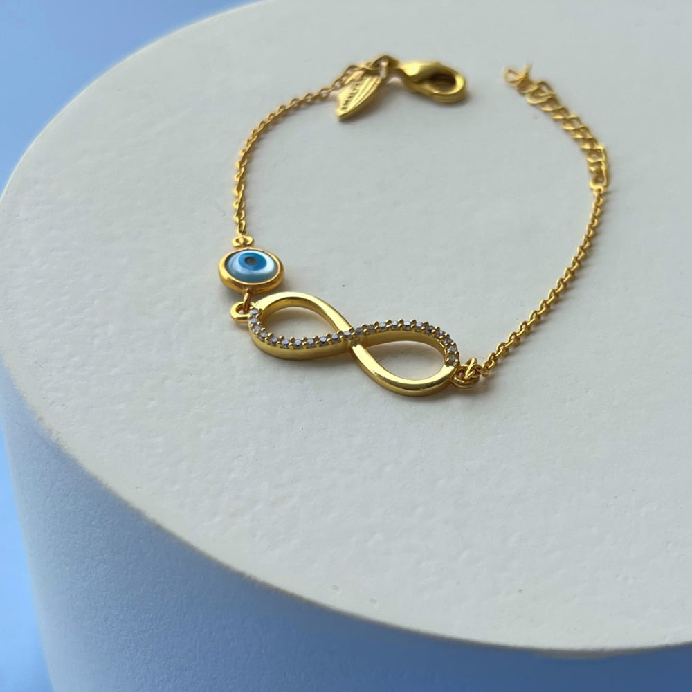 Gold Infinity Bracelet | 18K White Gold | Modern Gem Jewelry