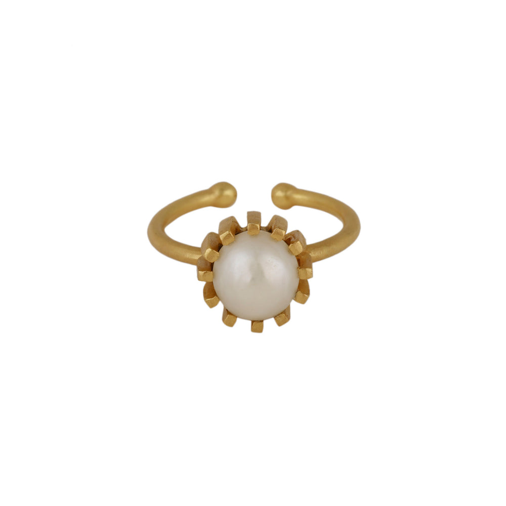 Moon Ring - Pearl