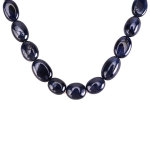 
            
                Load image into Gallery viewer, Blue Sapphire Long Bead Mani (Single)
            
        