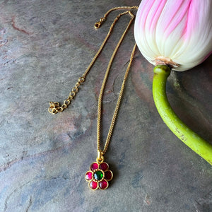 
            
                Load image into Gallery viewer, Red Gulab Polki Necklace
            
        