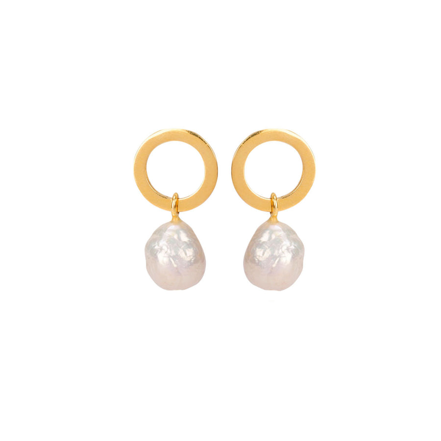 Pearl Love Earring